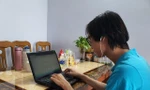 Việc dạy và học online đang gây nhiều áp lực cho cả người học lẫn người dạy