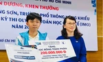 Hai học sinh đạt huy chương quốc tế nhập học sớm ở trường Đại học Khoa học Tự nhiên TPHCM