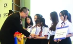 Trao hơn 8 tỷ đồng học bổng cho học sinh, sinh viên khó khăn