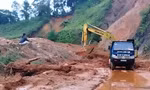 Điểm sạt lở gây tắc đường Hồ Chí Minh từ TT-Huế đi Quảng Nam thông tuyến trở lại
