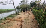 Sống sợ hãi bên bờ sông sụt vỡ ở Huế