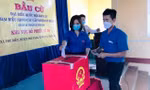 Đoàn viên thanh niên TT-Huế tích cực tham gia công tác bầu cử.