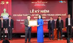 GS.TS Phạm Như Hiệp nhận Huân chương Lao động