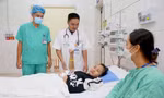 Hành trình cứu bệnh nhi ở Huế thoát 'cửa tử' do biến chứng sốc tim