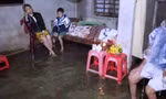 Gặp nạn giữa dòng nước lũ, người đàn ông đuối nước tử vong