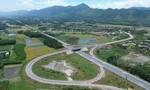 Tuyến cao tốc Cam Lộ - La Sơn giai đoạn 2 sắp mở rộng có gì đặc biệt?