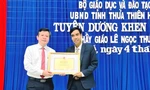 Bộ GD&ĐT tặng bằng khen cho nam giáo viên dũng cảm cứu sống 3 người trong lũ tại Huế