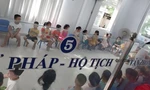 Con trẻ phải đi 'học nhờ' vì trường mầm non bị đình chỉ