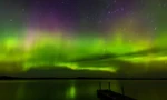 Cực quang thắp sáng nước Mỹ sau vụ phun trào mặt trời 'ăn thịt người'