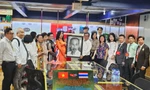 Thứ trưởng Ngoại giao Lê Thị Thu Hằng thăm và làm việc với cộng đồng người Việt Nam tại Thái Lan 