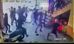 Lộ nguyên nhân nhóm giang hồ 'đổ bộ' quán karaoke, chém người tới tấp