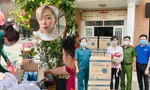 Tóc Tiên tặng 1 tấn gạo, Minh Dự trao 75.000 chiếc khẩu trang cho công tác chống dịch