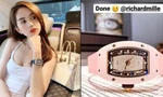 Dẫu nhà vừa bị mất trộm, Ngọc Trinh hết khoe siêu xe 30 tỷ lại sắm đồng hồ 2,6 tỷ đồng
