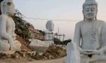 Quân đội Myanmar đang xây tượng Phật bằng cẩm thạch lớn nhất thế giới. Ảnh: Reuters.