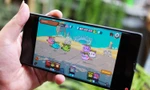 Một game thủ Việt đang chơi Axie Infinity. Ảnh: Trọng Đạt