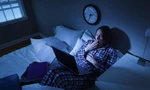 Người thường xuyên thức khuya có dấu hiệu này thì cần ngừng lại ngay kẻo đột tử