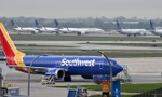 Lý do khách hỗn loạn, Southwest Airlines hoãn gần 1.380 chuyến bay 