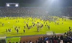 THẾ GIỚI 24H: Bạo loạn ở giải bóng đá vô địch quốc gia Indonesia, 127 người thiệt mạng