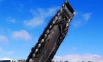 Mảnh vỡ khổng lồ gần 3m rơi trên cánh đồng Úc, nghi là tàu vũ trụ SpaceX của tỷ phú Elon Musk