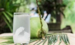 Nước dừa rất tốt nhưng những người này càng uống càng gây hại, nên tránh thật xa