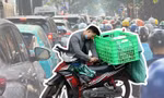 Nhiều shipper và tài xế công nghệ nghỉ Tết sớm, "tắt app về quê" sạc năng lượng