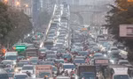 Đường phố Thủ đô 'nghẹt thở' trong ngày cuối cùng của năm 2024