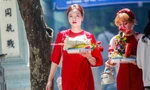 Nam thanh nữ tú 'đội nắng' đi chùa Hà cầu duyên ngày Thất tịch