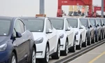 Tesla tăng cường sản xuất trong bối cảnh các đối thủ ra mắt xe điện mới