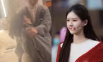 Video Triệu Lộ Tư bật khóc khi không thể nói và đi lại khiến fan xót xa