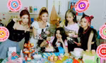 Soi loạt chi tiết thú vị trong MV "LOCO" của ITZY: Từ nghiền nát son đến bầu trời "pha-ke"