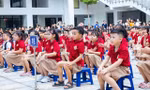 Hà Nội: Tiểu học Thái Thịnh đón tween lớp 1, các cô giáo dành tặng tiết mục đặc biệt