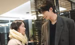 Ẩn ý hay ho Lovely Runner: Bó hướng dương của Sun Jae, hoa cổng nhà Sol đều có hàm ý