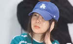 Sau họp báo, Min Hee Jin nhận phỏng vấn: "Chuyện ngày càng như trẻ con, dừng lại đi"