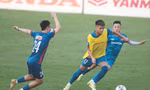 Văn Tùng trong buổi tập của ĐT Việt Nam. Ảnh: Anh Đoàn