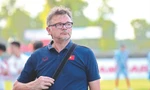 HLV Philippe Troussier khi dẫn dắt U19 Việt Nam. Ảnh: TN
