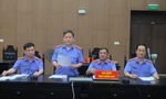 Ðại diện Viện KSND TP Hà Nội đối đáp phần bào chữa của luật sư và bị cáo