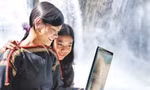 Ðồng bào dân tộc thiểu số ở Tây Nguyên tiếp nhận các chủ trương, chính sách thông qua internet
