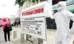 Nhiều ca bệnh nhất Ðông Nam Á, Indonesia sắp phong toả sau nhiều lần trì hoãn? Ảnh: AP