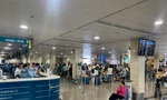 Hết vé máy bay đi TPHCM sau Tết, nối chuyến mất gần 20 triệu đồng 