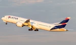 Tìm thấy hộp đen máy bay Boeing 787 rơi tự do khiến 50 người bị thương