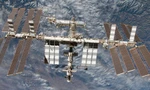Trạm Vũ trụ Quốc tế (ISS) nhìn từ tàu con thoi Endeavour. Ảnh: Reuters.