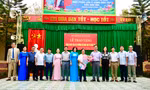 Trao tặng Bằng khen cho thầy giáo khuyết tật, vượt khó vươn lên ở Thanh Hoá