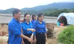 Khen thưởng thanh niên dũng cảm cứu 2 cháu nhỏ bị lũ cuốn trôi ở Thanh Hóa