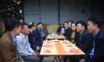 Thăm viếng, động viên gia đình 2 cô gái tử vong trong vụ tai nạn giao thông ở Thanh Hoá