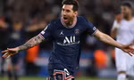 Chọc thủng lưới Man City, Messi lập kỷ lục