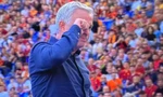 Nghi vấn Mourinho cố tình dính thẻ đỏ để tránh mặt Inter