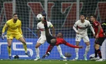 Leao lập siêu phẩm xe đạp chổng ngược, Milan ngược dòng hạ PSG