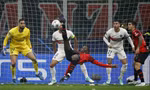 Leao lập siêu phẩm xe đạp chổng ngược, Milan ngược dòng hạ PSG