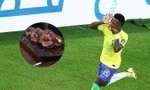 Dàn sao tuyển Brazil gặp rắc rối vì ăn thịt dát vàng