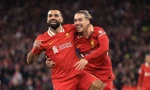 Salah lập cột mốc ấn tượng, Liverpool thắng trong ngày các đại gia hụt hơi
